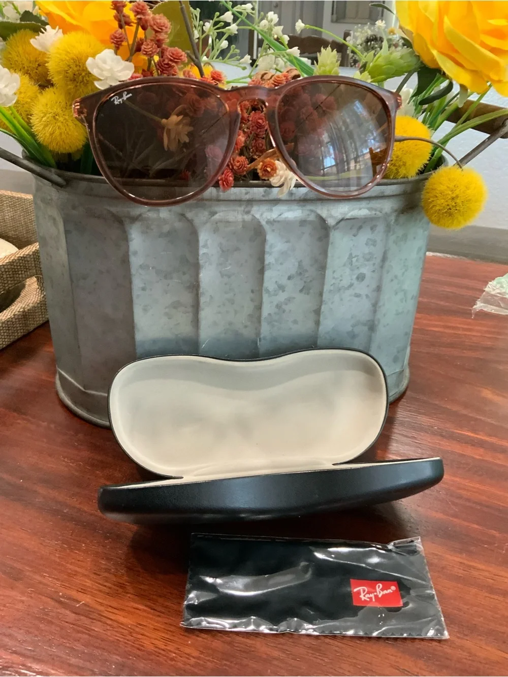 Ray-Ban Women's Tortoiseshell Sunglasses - Brown Lenses